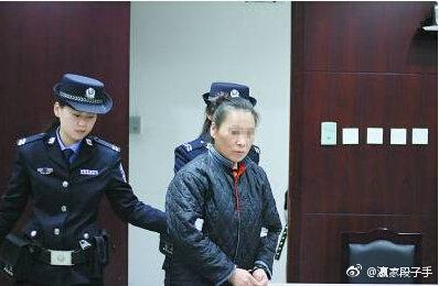 “好闺蜜”！女子谎称闺蜜染艾滋，卖假药12年骗其64万