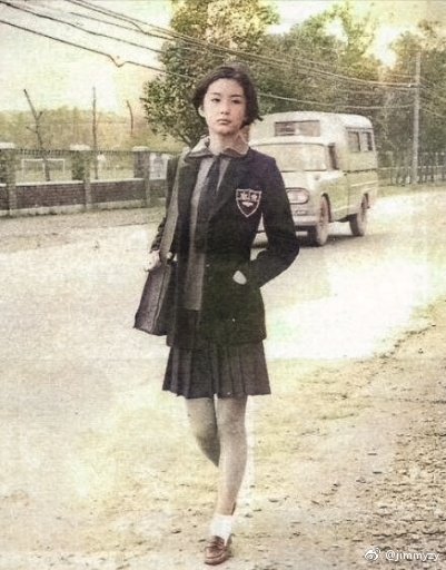 台湾地区 1973年的女生制服··· ​​​​