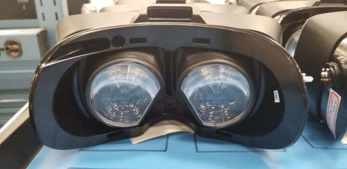 疑似会有VR《半条命》，网上泄露图传出V社正在设计自己的VR设备