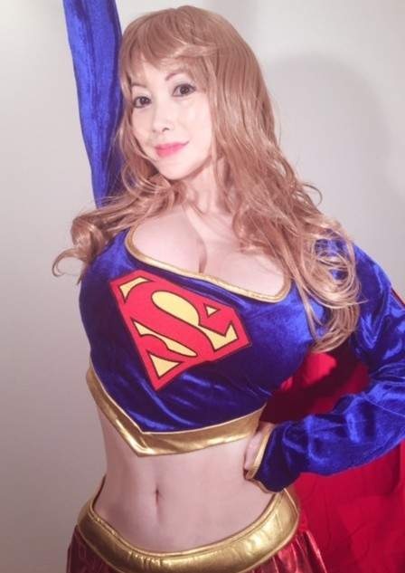 叶姊妹 日本艺人 COSPLAY 巨乳 豪乳 超级索尼子