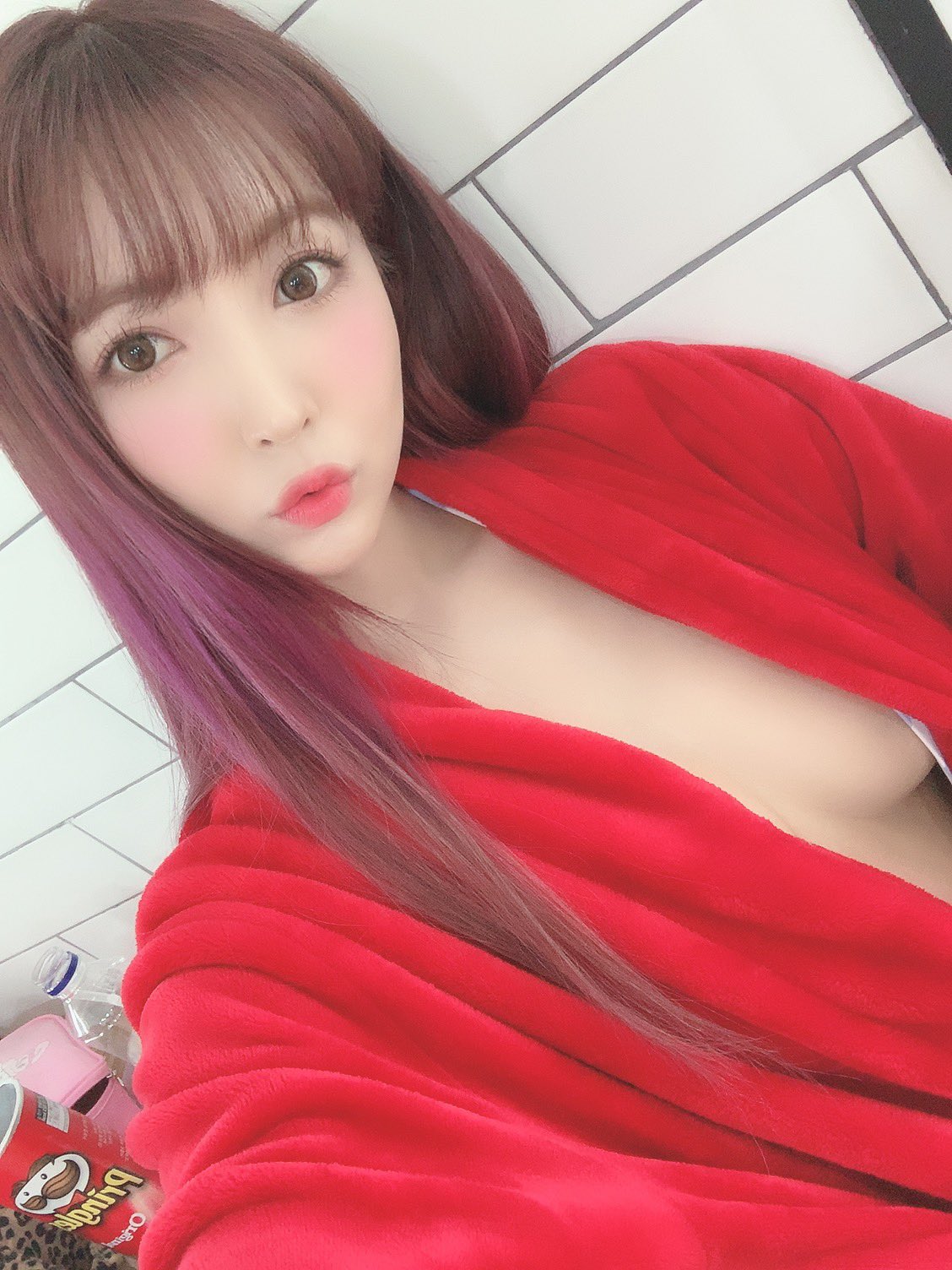 yua_mikami 1148479580451172359 D_A4E1BVUAQa75Q