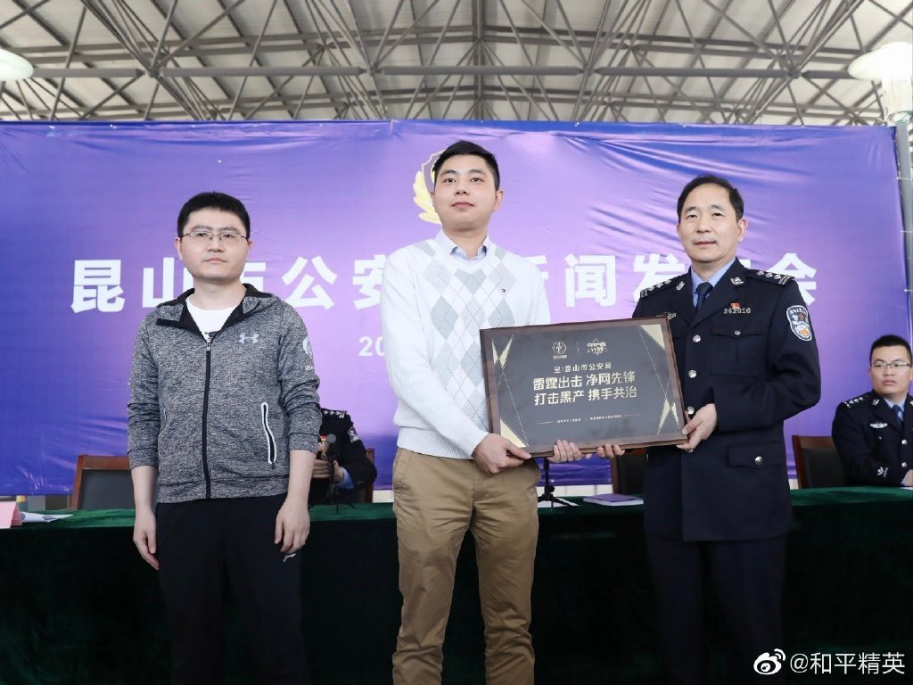 f1e9707380bdd51cc158c03abfa1973a.jpg